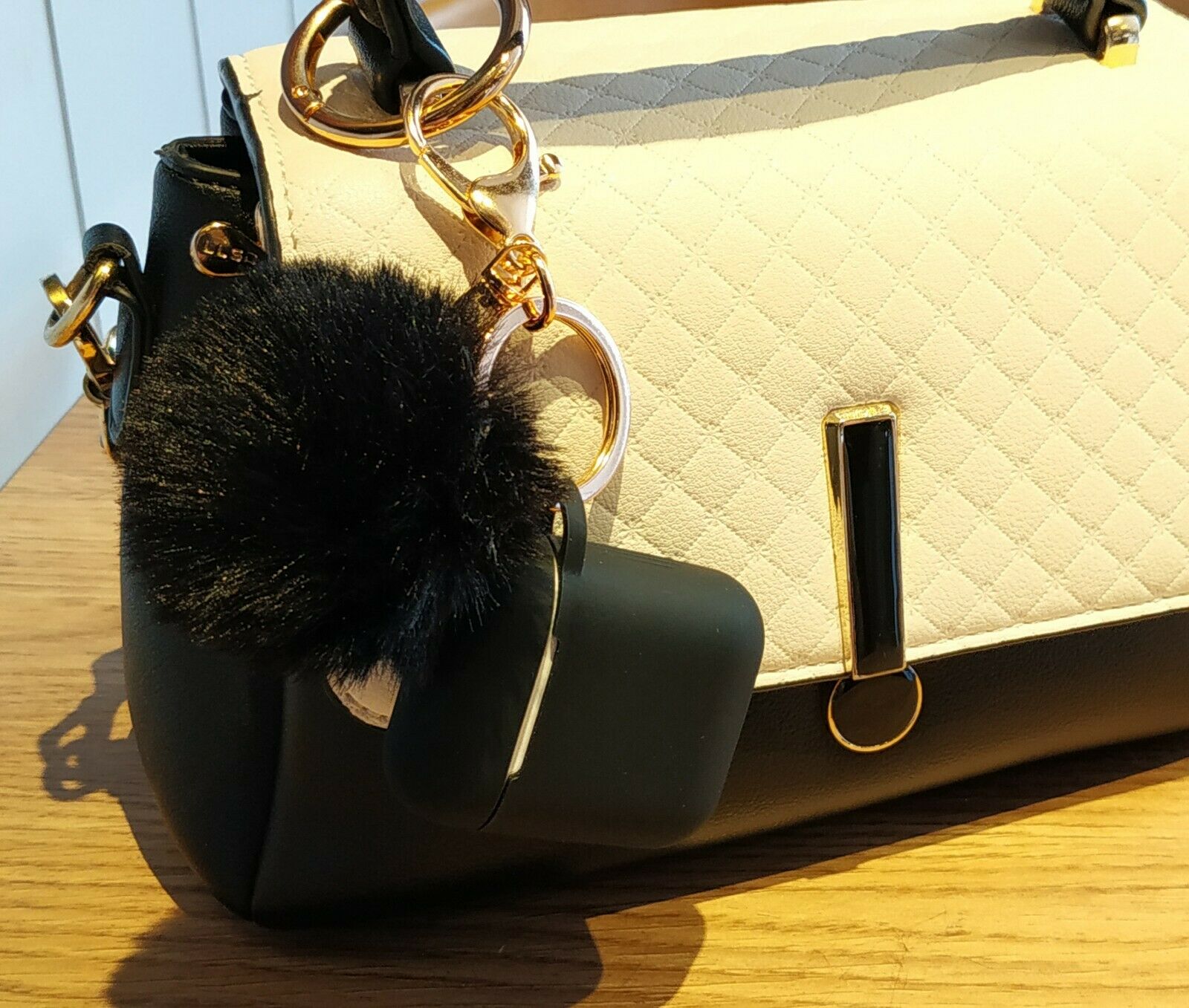 Cute Airpods Silicone Case Cover w/Fur Ball Keychain Strap for Apple Airpods 1/2 ervin.accessories 